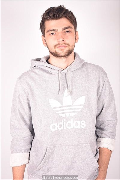 Erkek Oyuncular Adayımız Mehmet