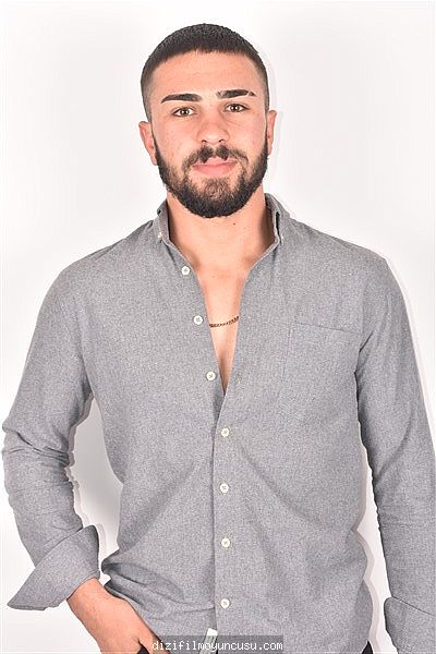 Erkek Oyuncular Adayımız Hüseyin