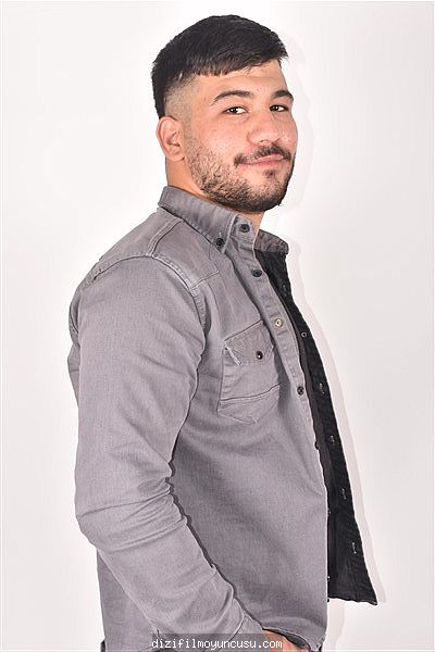 Erkek Oyuncular Adayımız Mehmet