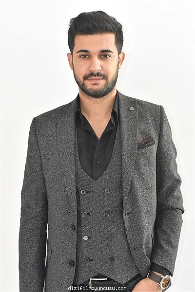 Erkek Oyuncular Adayımız Ahmet