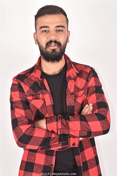 Erkek Oyuncular Adayımız Barış