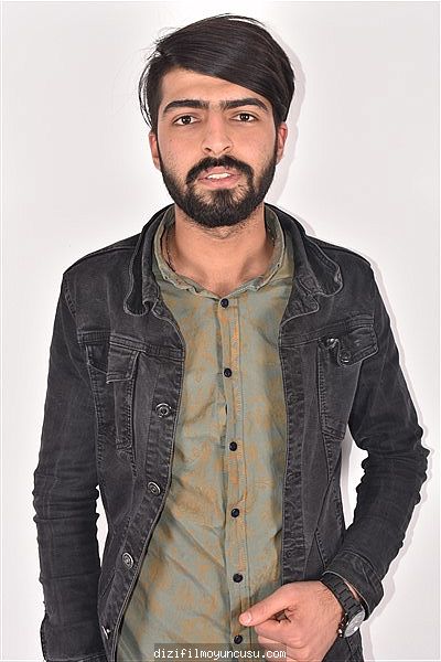 Erkek Oyuncular Adayımız Mahmut