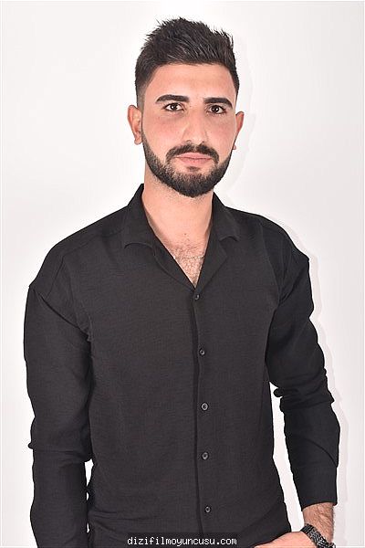 Erkek Oyuncular Adayımız Mahmut