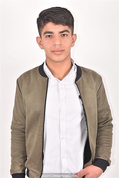 Erkek Oyuncular Adayımız Mustafa