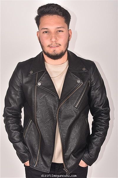 Erkek Oyuncular Adayımız Oktay