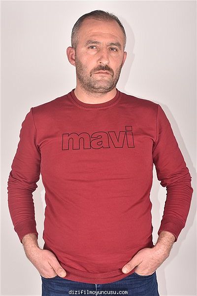 Erkek Oyuncular Adayımız İsmail