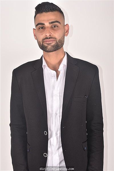 Erkek Oyuncular Adayımız Mustafa