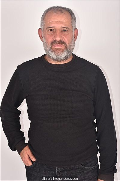 Erkek Oyuncular Adayımız Mehmet