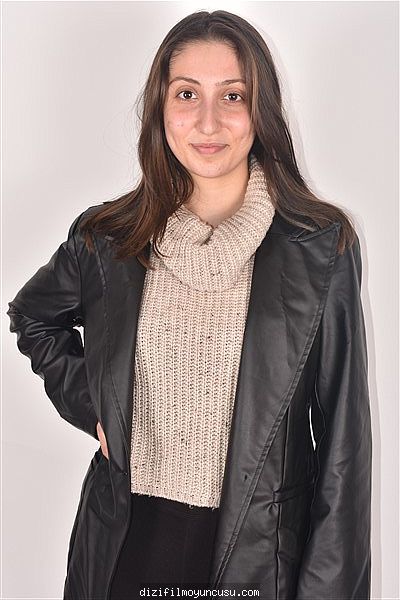 Kadın Oyuncular Adayımız Selin