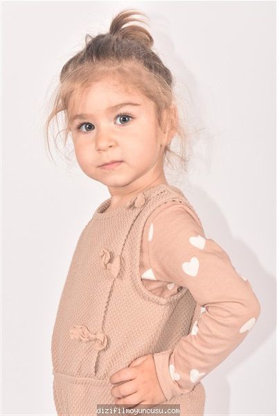İzmir Cast Ajans Sümeyye 69850
