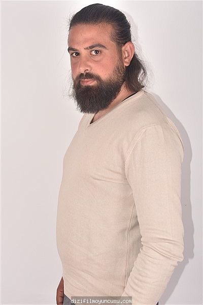 Erkek Oyuncular Adayımız Mehmet