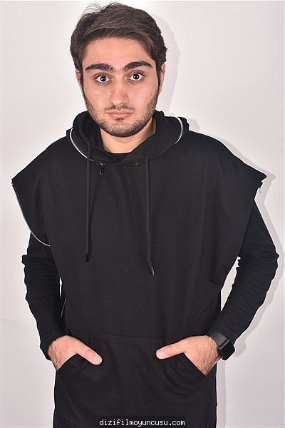 Erkek Oyuncular Adayımız Mubin