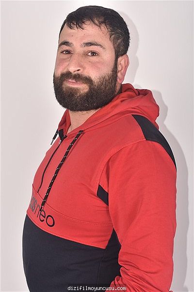 Erkek Oyuncular Adayımız Serdar