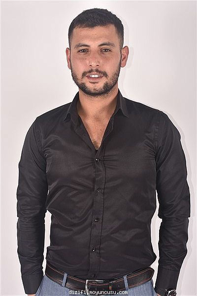 Erkek Oyuncular Adayımız Mustafa