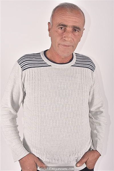 Erkek Oyuncular Adayımız Mustafa