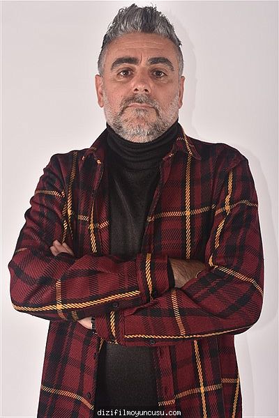 Erkek Oyuncular Adayımız Yücel