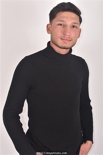 Erkek Oyuncular Adayımız Atakan