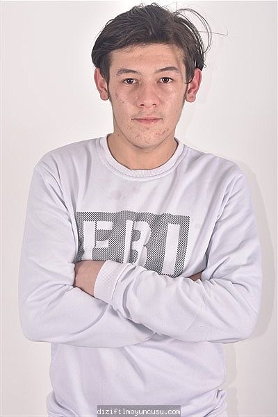 Erkek Oyuncular Adayımız Aykut