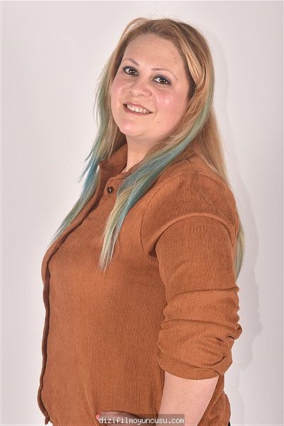 Kadın Oyuncular Adayımız Ayşen