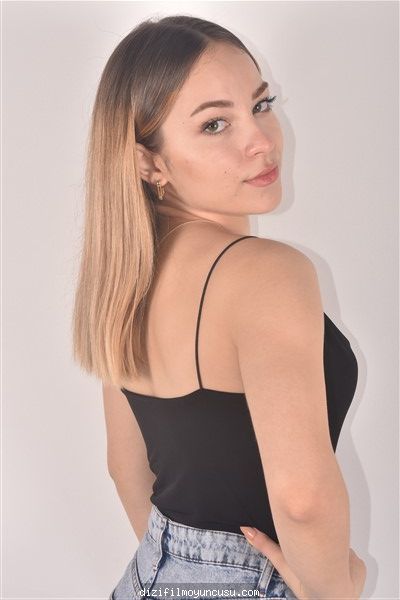 İzmir Cast Ajans Kübra 71479