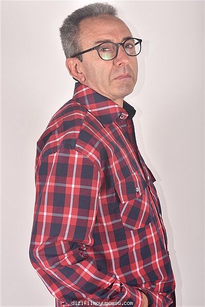 Erkek Oyuncular Adayımız Mehmet