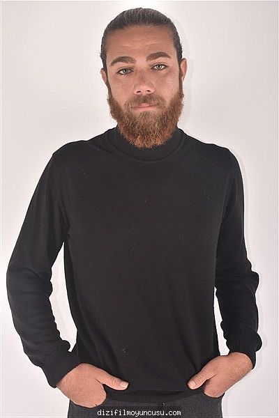 Erkek Oyuncular Adayımız Emre