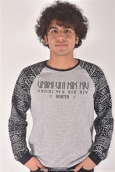 Erkek Oyuncular Adayımız Emre