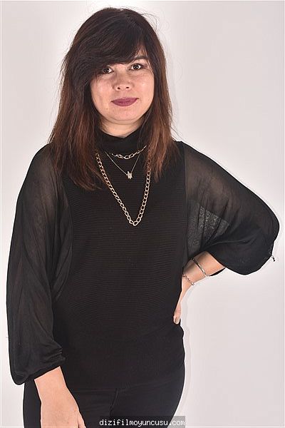 Kadın Oyuncular Adayımız Habiba