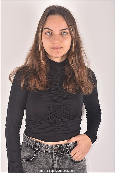 Kadın Oyuncular Adayımız Nisa