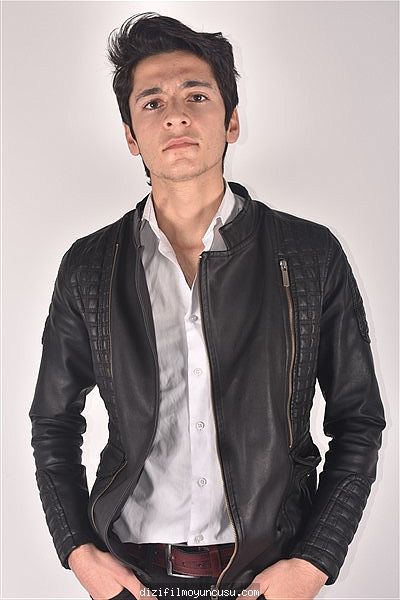 Erkek Oyuncular Adayımız Ferdi