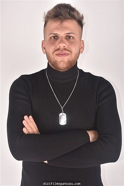 Erkek Oyuncular Adayımız Muharrem