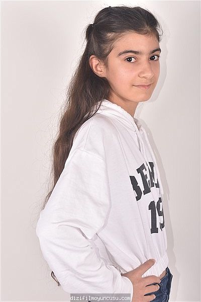 Çocuk Oyuncular Adayımız Naz