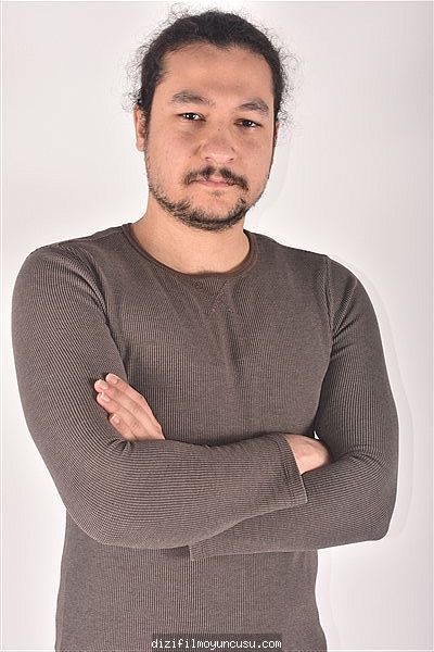Erkek Oyuncular Adayımız Alper