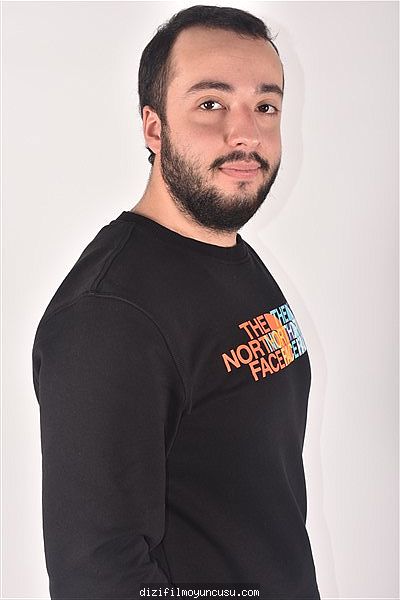 Erkek Oyuncular Adayımız Mehmet