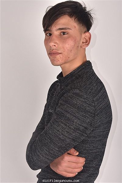 Erkek Oyuncular Adayımız Ahmet