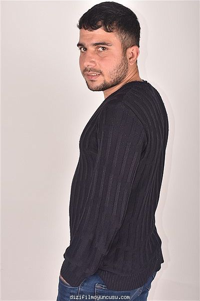 Erkek Oyuncular Adayımız Mustafa