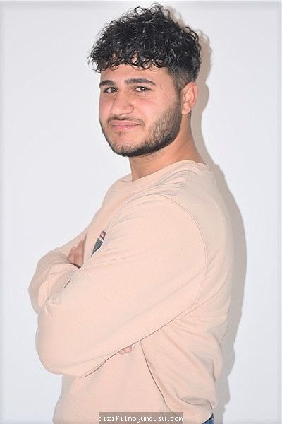 Erkek Oyuncular Adayımız Mehmet