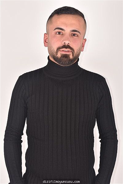 Erkek Oyuncular Adayımız Mustafa