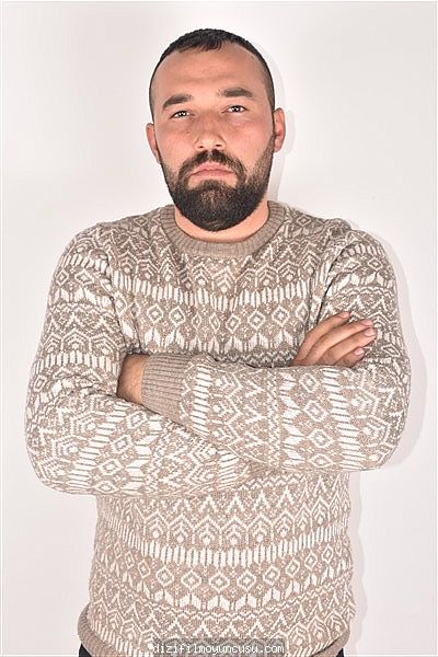 Erkek Oyuncular Adayımız Emre