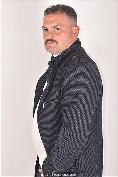 Erkek Oyuncular Adayımız Mehmet