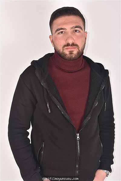 Erkek Oyuncular Adayımız Oğuzhan