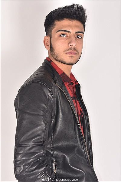 Erkek Oyuncular Adayımız Ahmet
