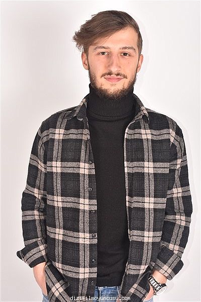 Erkek Oyuncular Adayımız Mücahit