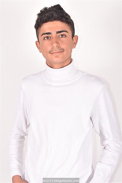Erkek Oyuncular Adayımız Mehmet