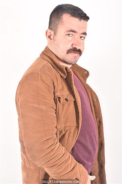 Erkek Oyuncular Adayımız Mustafa