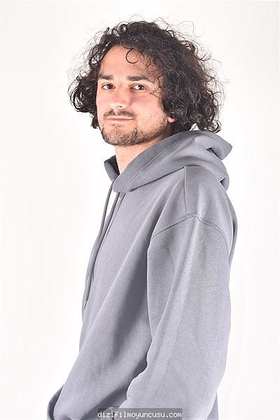 Erkek Oyuncular Adayımız Samet