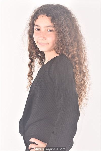 Çocuk Oyuncular Adayımız Naz
