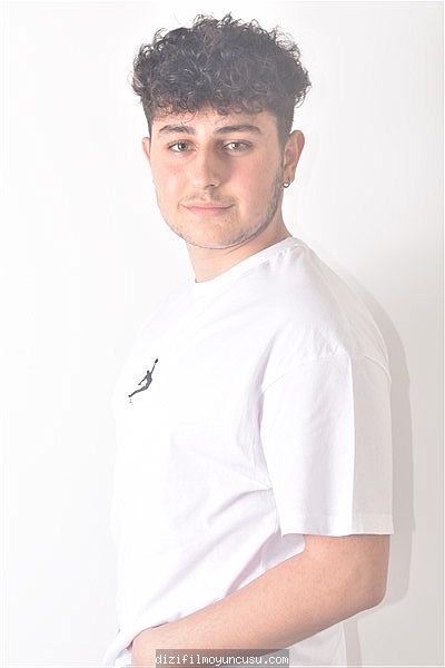 Erkek Oyuncular Adayımız Umut