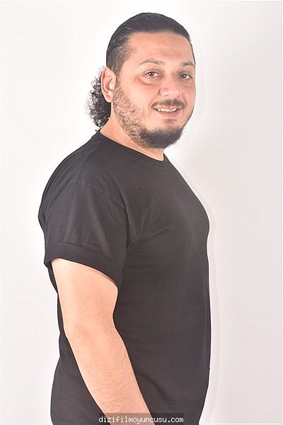 Erkek Oyuncular Adayımız Ayhan