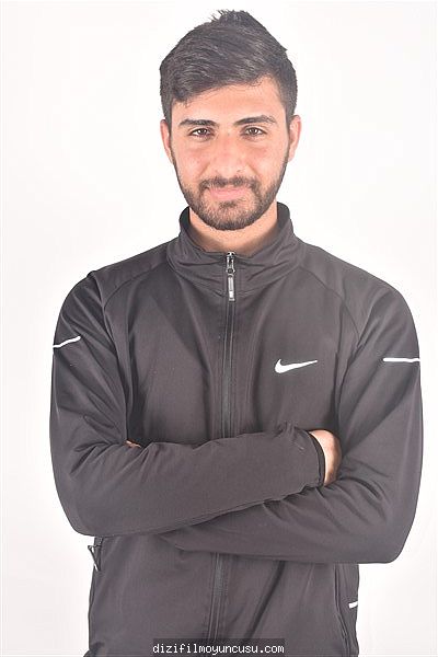 Erkek Oyuncular Adayımız Burhan